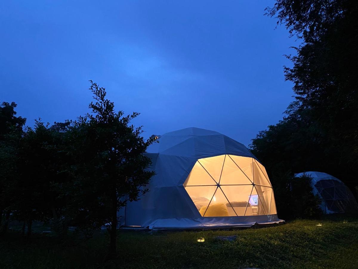 Panipa Organic Farm And Glamping Villa Pakchong Exterior photo